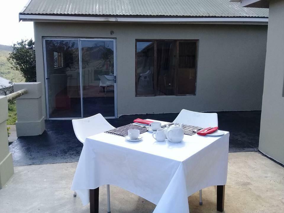 Hluhluwe Gate Safari Camp Exterior foto